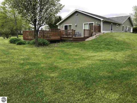 8319 Upton Dr, Shepherd, MI 48883 photo 26