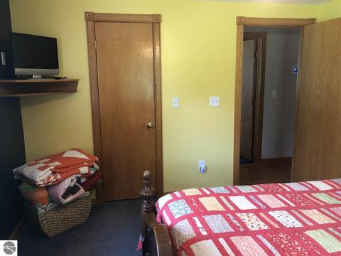 8319 Upton Dr, Shepherd, MI 48883 photo 18