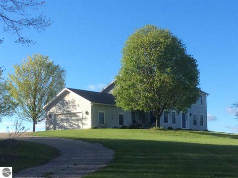 875 E Monroe Rd, Harrison, MI 48625 photo 2