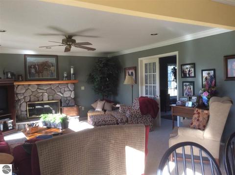 875 E Monroe Rd, Harrison, MI 48625 photo 9