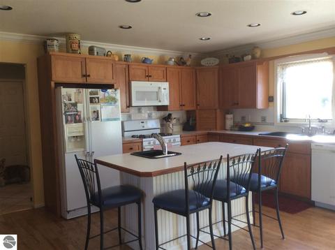 875 E Monroe Rd, Harrison, MI 48625 photo 14