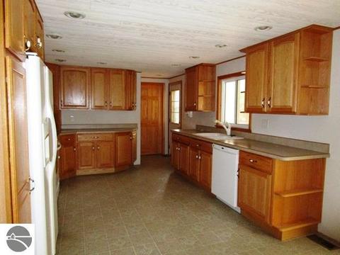 2280 Kitchen Rd, Turner, MI 48765 photo 11