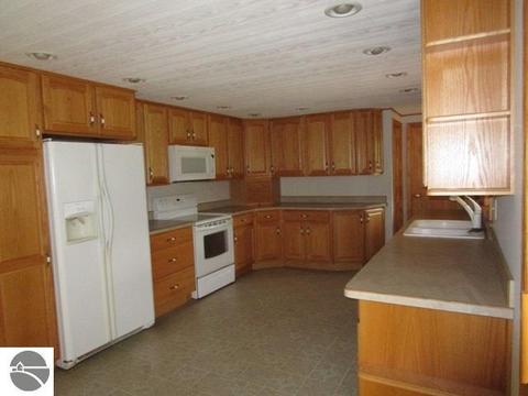 2280 Kitchen Rd, Turner, MI 48765 photo 10