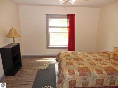 208 S Second, Shepherd, MI 48883 photo 9
