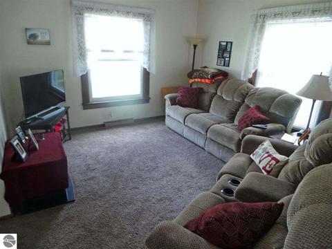 208 S Second, Shepherd, MI 48883 photo 5