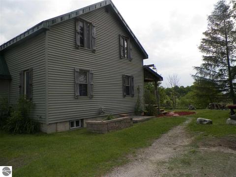 206 Maple, Tustin, MI 49688 photo 30