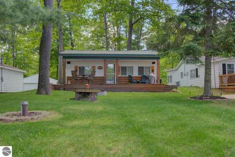 1818 Arbor Dr, Lake George, MI 48633 photo 21