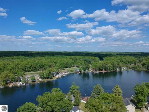 1818 Arbor Dr, Lake George, MI 48633 photo 29