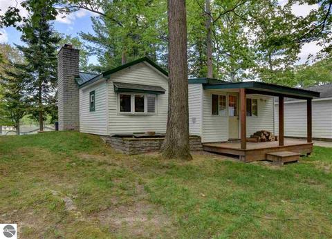 1818 Arbor Dr, Lake George, MI 48633 photo 24