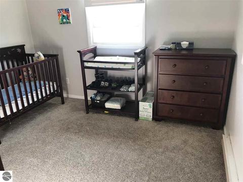 218 E Adelbert St, Mesick, MI 49668 photo 8