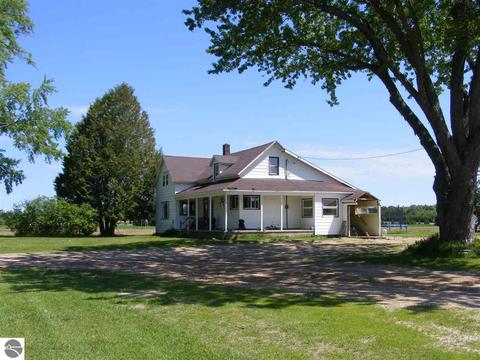 4123 S 23 Rd, Boon, MI 49618 photo 1