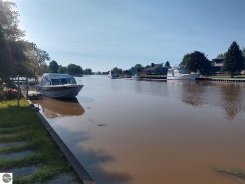 1772 S Riverside Dr, Au Gres, MI 48703 photo 3