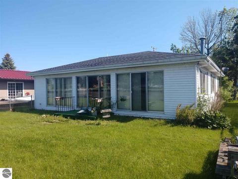 1772 S Riverside Dr, Au Gres, MI 48703 photo 1