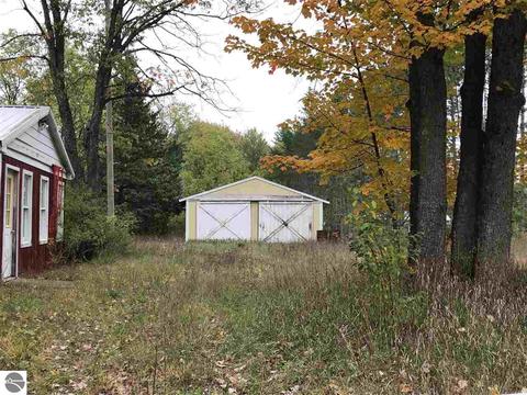 2260 N Birch, Kalkaska, MI 49646 photo 5