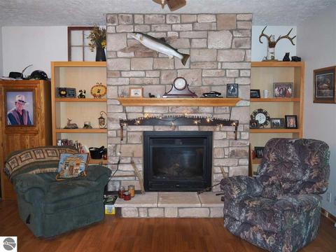 18779 Firefly Ln, Interlochen, MI 49643 photo 7