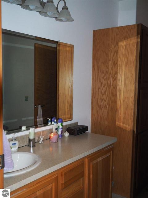 18779 Firefly Ln, Interlochen, MI 49643 photo 14