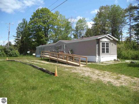 2204 Shady Shores Rd, Lupton, MI 48635 photo 2