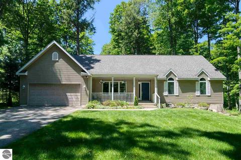 4848 S Mnr, Cedar, MI 49621 photo 1
