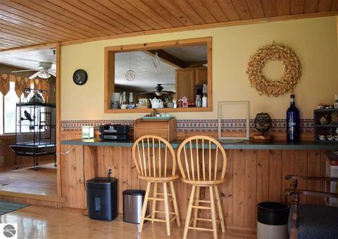 4716 S Loomis Rd, Shepherd, MI 48883 photo 10