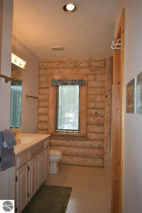 11575 Fredmar Dr, Interlochen, MI 49643 photo 28