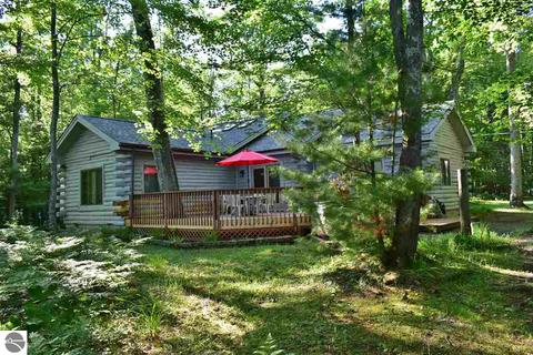 11575 Fredmar Dr, Interlochen, MI 49643 photo 5