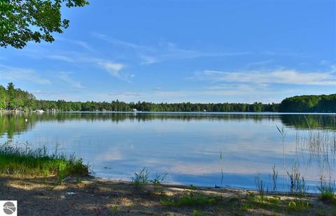 11575 Fredmar Dr, Interlochen, MI 49643 photo 47