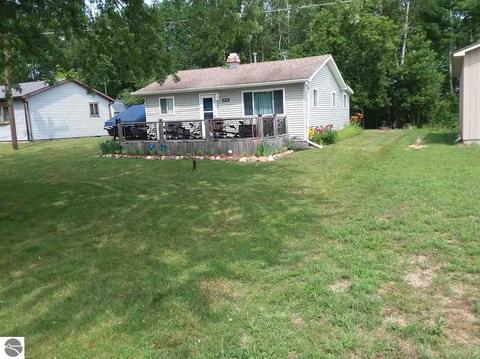 948 Richland Ave, Lupton, MI 48635 photo 3
