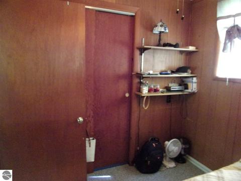 445 Everett Trl, Hale, MI 48739 photo 14