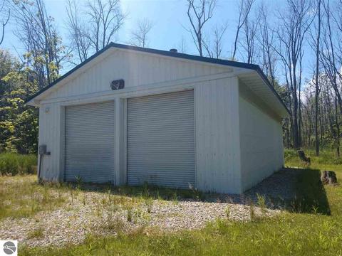 2822 Santiago Rd, Au Gres, MI 48703 photo 3