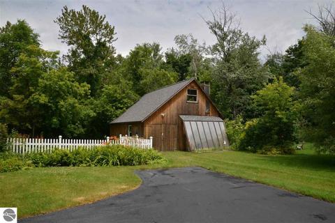150 Mitchell Ct, Elk Rapids, MI 49629 photo 22