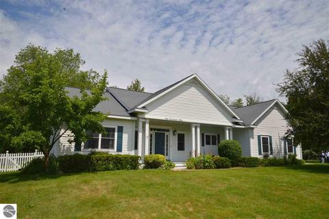 150 Mitchell Ct, Elk Rapids, MI 49629 photo 1