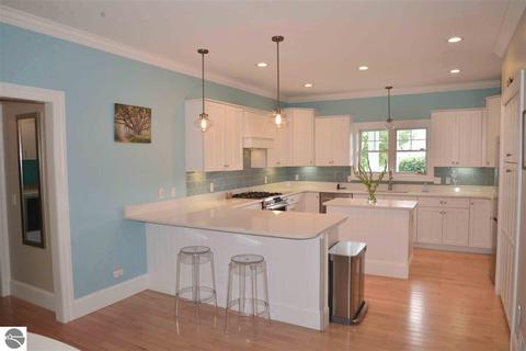 150 Mitchell Ct, Elk Rapids, MI 49629 photo 3