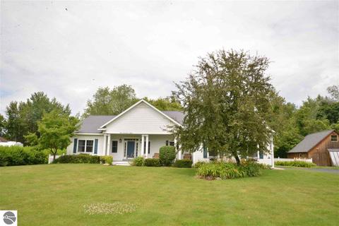 150 Mitchell Ct, Elk Rapids, MI 49629 photo 36