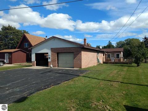 655 Augres River Dr, Au Gres, MI 48703 photo 2
