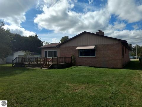 655 Augres River Dr, Au Gres, MI 48703 photo 1