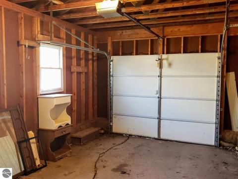 822 E Arcada St, Ithaca, MI 48847 photo 18