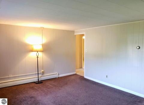 822 E Arcada St, Ithaca, MI 48847 photo 4