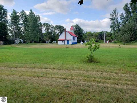 115 2nd St, Mesick, MI 49668 photo 9