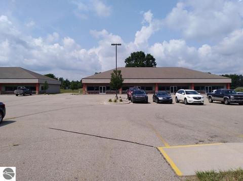 1328 W State Rd, Belding, MI 48809 photo 2