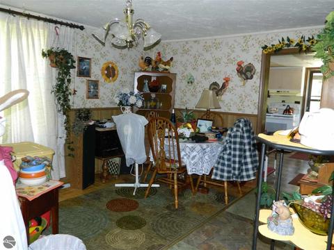 321 E Main St, Turner, MI 48765 photo 5