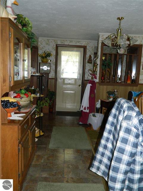 321 E Main St, Turner, MI 48765 photo 7
