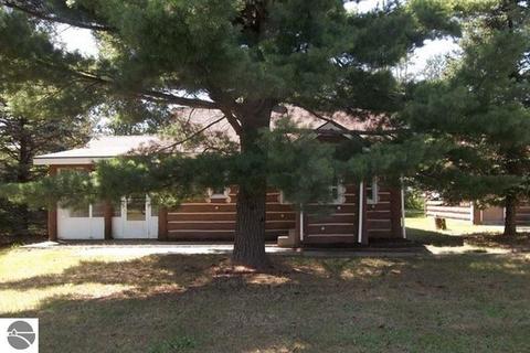 200 Mccormick St, Mio, MI 48647 photo 1