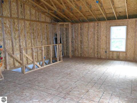 202 S Hockaday Rd, Gladwin, MI 48624 photo 14