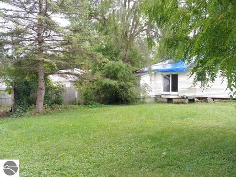 417 Emerson St, Ithaca, MI 48847 photo 10