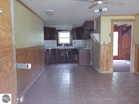 417 Emerson St, Ithaca, MI 48847 photo 14