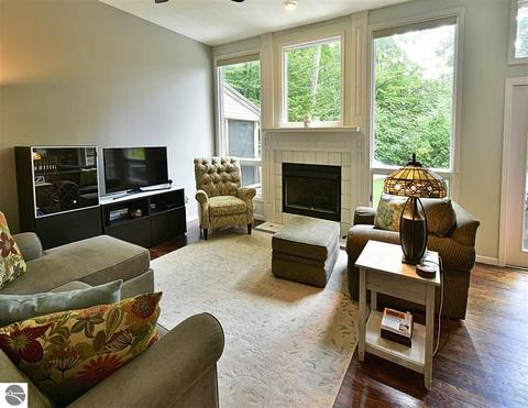 4445 S Hemlock Rd, Cedar, MI 49621 photo 3