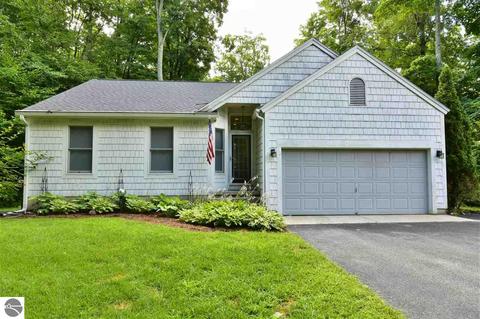 4445 S Hemlock Rd, Cedar, MI 49621 photo 1