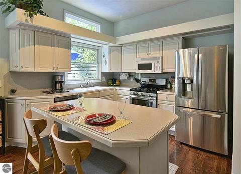 4445 S Hemlock Rd, Cedar, MI 49621 photo 5