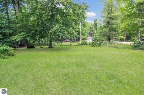 10708 White Pine Rd, Interlochen, MI 49643 photo 22