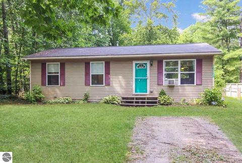 10708 White Pine Rd, Interlochen, MI 49643 photo 1